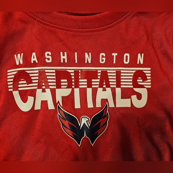 NWOT Washington Capitals Toddler T-shirt.  Size:2T. - Picture 3 of 4
